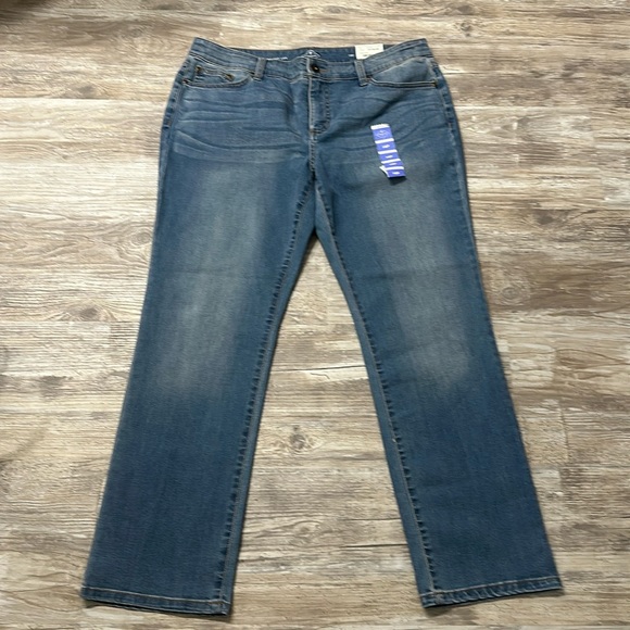 St. John's Bay Denim - NWT St Johns Bay jeans size 14P. Straight Leg.